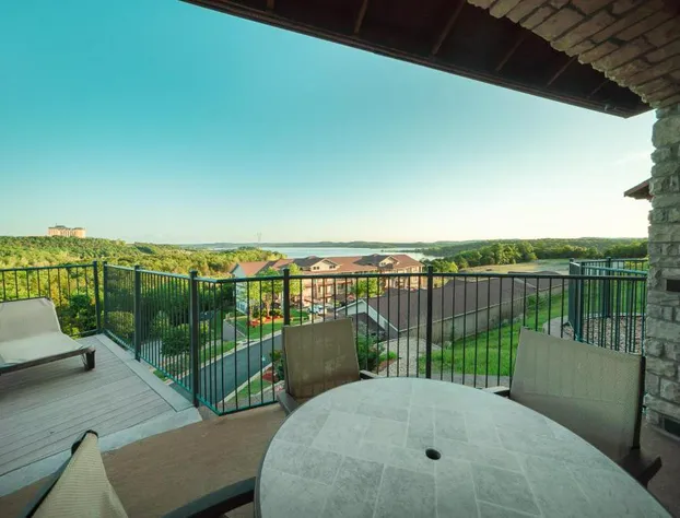 Majestic at Table Rock hotel detail image 3