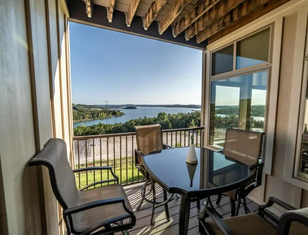 Majestic at Table Rock hotel detail image 4