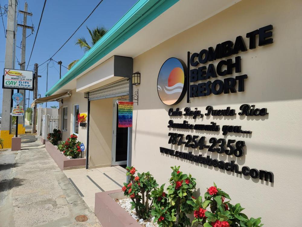 Combate Beach Resort hotel hero