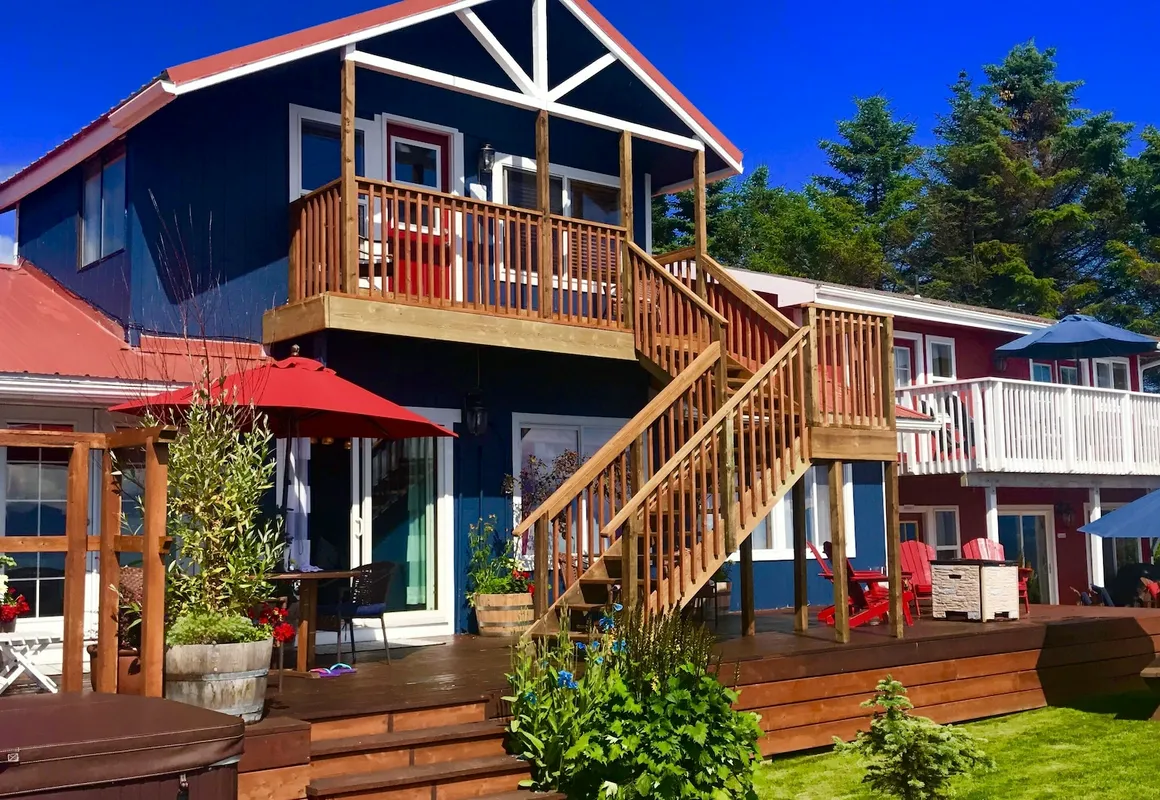 Ocean House Inn & Condos hotel hero