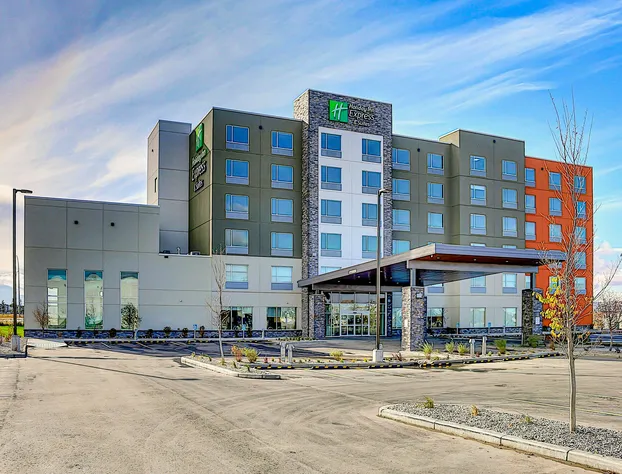 Holiday Inn Express & Suites Calgary Airport Trail NE by IHG hotel detail image 2