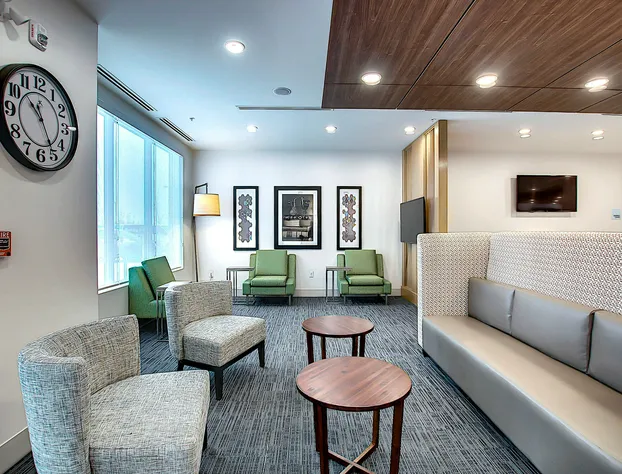 Holiday Inn Express & Suites Calgary Airport Trail NE by IHG hotel detail image 4