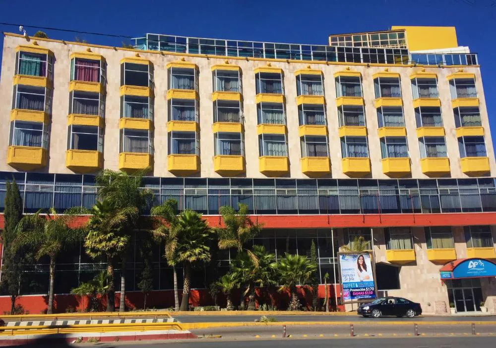 Hotel Arroyo de la Plata hotel hero