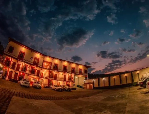 Hotel & Suites Posada Molina hotel detail image 1