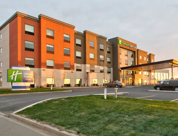 Holiday Inn Express & Suites North Battleford by IHG hotel detail image 3