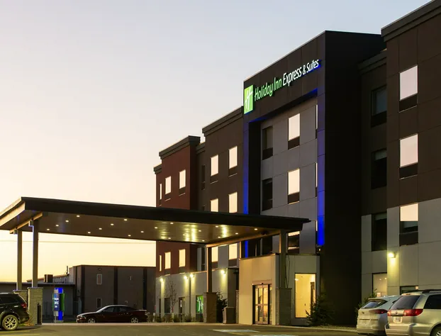 Holiday Inn Express & Suites North Battleford by IHG hotel detail image 1