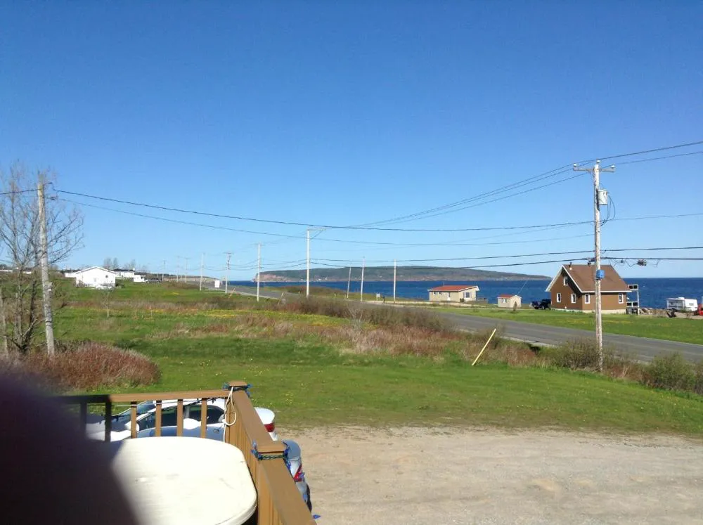 Au Coin de la Berge Gite Touristique hotel hero