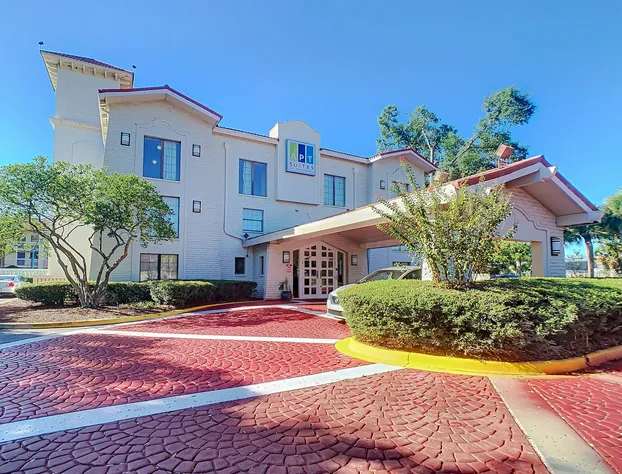 SoHo Inn & Suites Jacksonville North hotel detail image 3