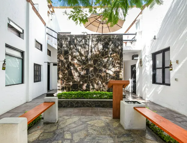 Capital O Casa Molina hotel detail image 4