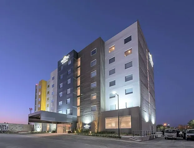 Microtel Inn & Suites by Wyndham Irapuato hotel detail image 1