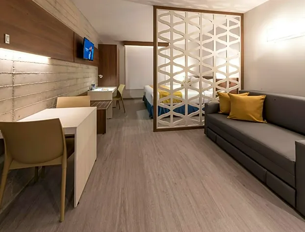 Microtel Inn & Suites by Wyndham Irapuato hotel detail image 4