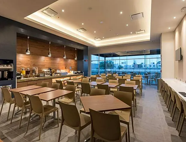 Microtel Inn & Suites by Wyndham Irapuato hotel detail image 4