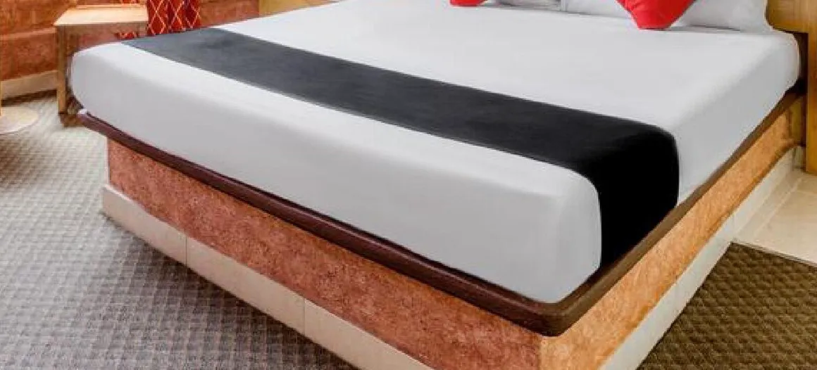 Capital O Valencia hotel hero