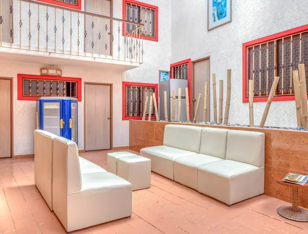 Capital O Valencia hotel detail image 4