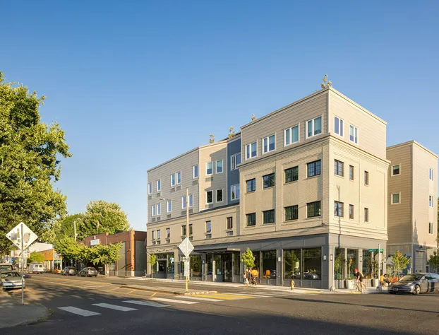 Lolo Pass hotel detail image 1