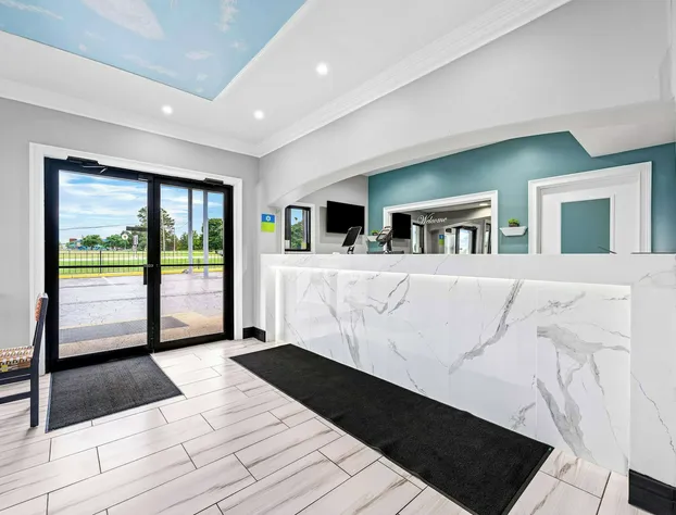 SureStay by Best Western Huntsville University Area hotel detail image 3