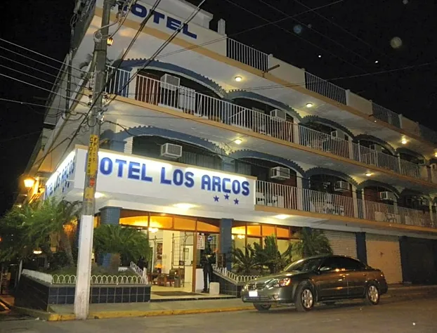 EMS Arcos Catemaco hotel detail image 1
