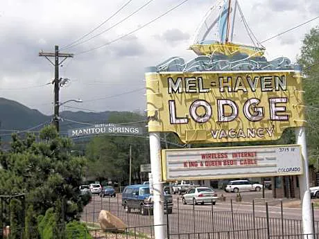 Mel Haven Motel hotel hero