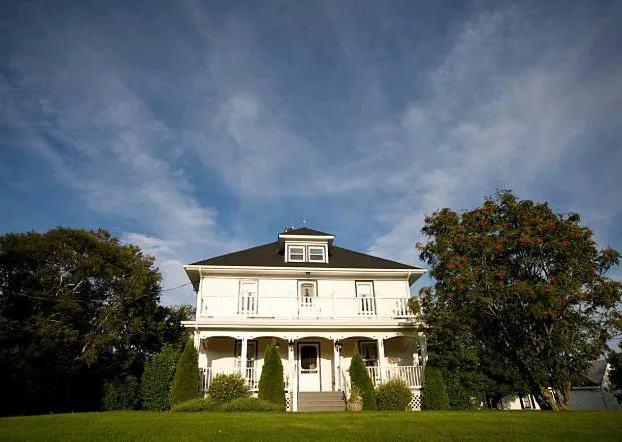 Marco Polo Inn hotel detail image 3