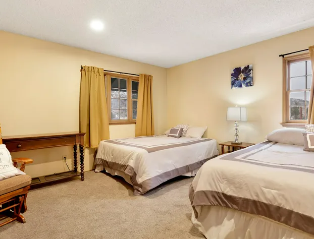 THE Bell Tower #1996 hotel detail image 4