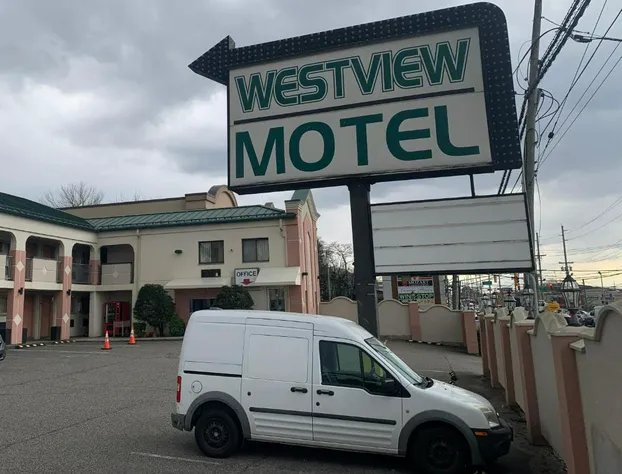Westview Motel hotel detail image 1