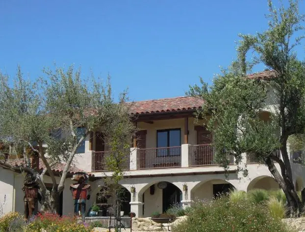 The Inn at Croad Vineyards hotel detail image 2