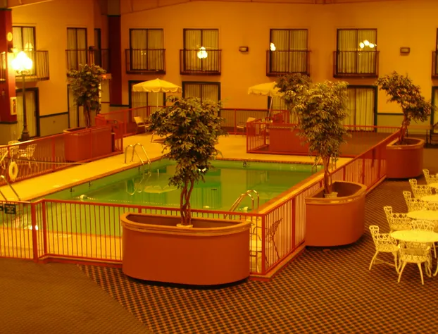 Regency Inn & Suites hotel detail image 3