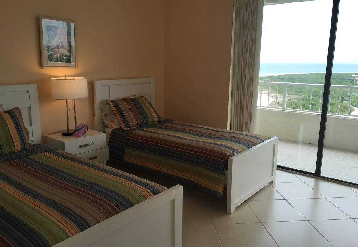 South Seas Tower 4 1912 hotel hero