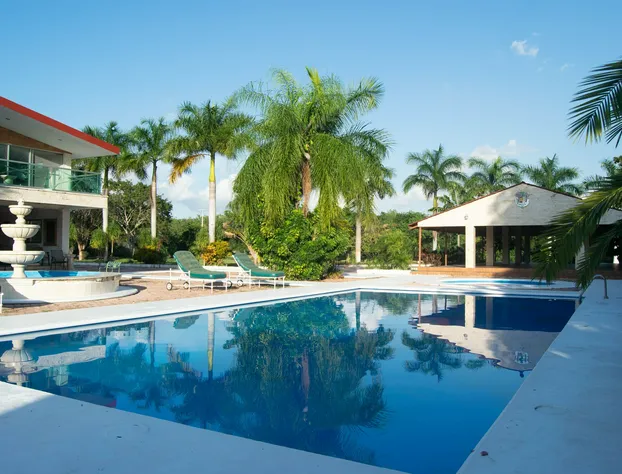 Suites del Sureste Dzibikak hotel detail image 2