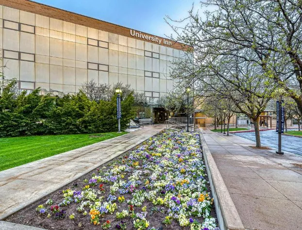 University Inn hotel detail image 2