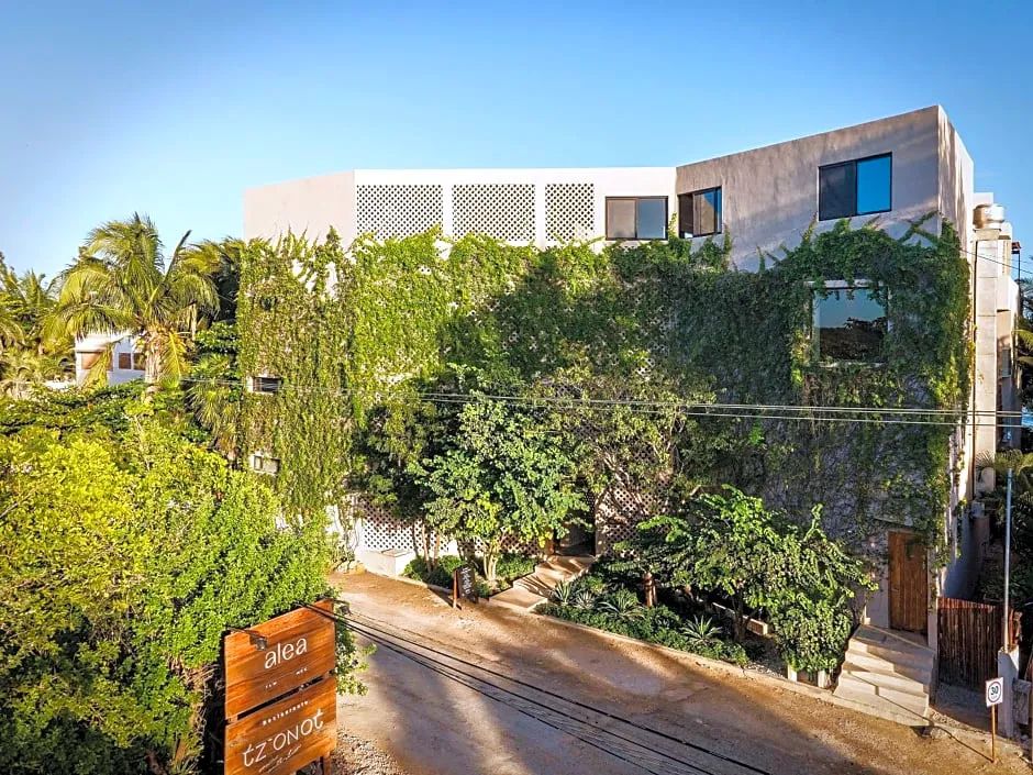 Alea Tulum hotel hero