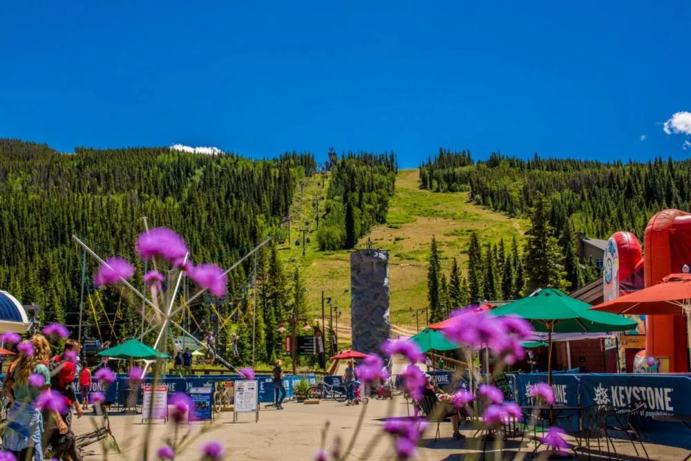 Arapahoe Lodge by Summit County Mountain Retreats hotel hero