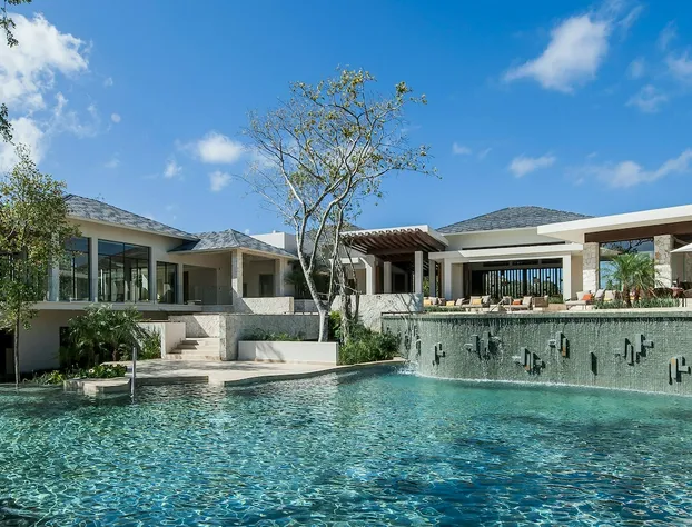 Fairmont Heritage Place Mayakoba hotel detail image 3