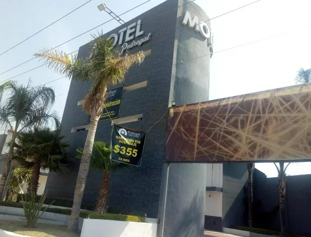 Motel Pedregal Suites hotel detail image 1