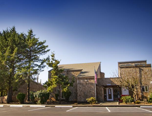 Surfcrest Resort hotel detail image 2