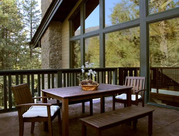 The Grand Idyllwild Lodge hotel detail image 1