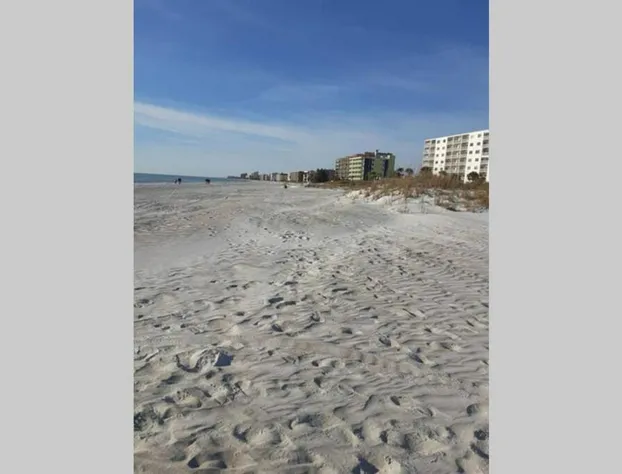 Wave Resort Studio A2 Beach steps away Pool WiFi hotel detail image 2