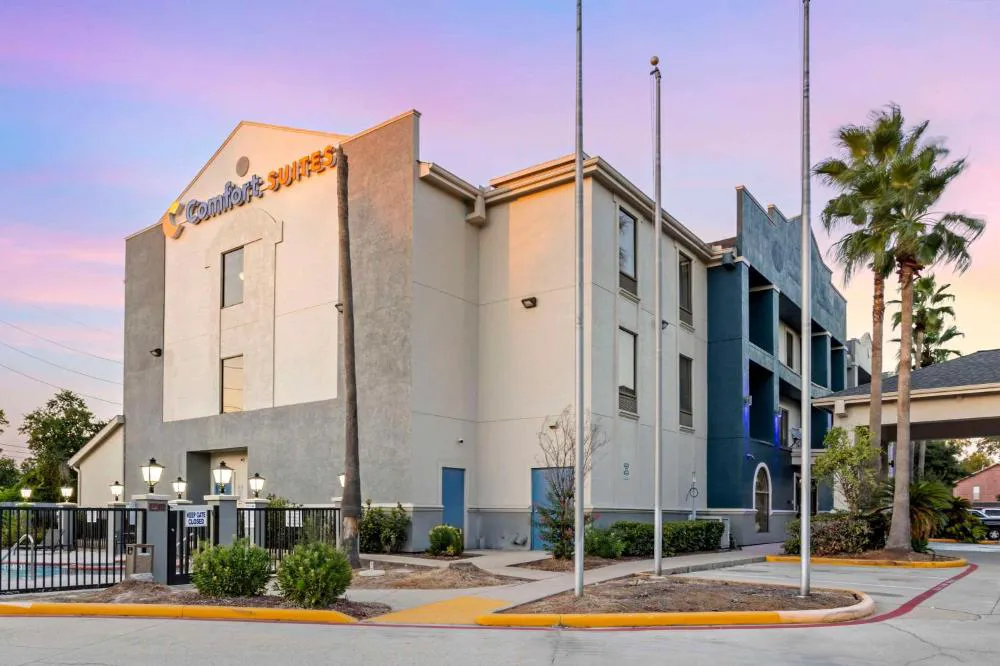 Comfort Suites Houston NW - Vintage Park hotel hero