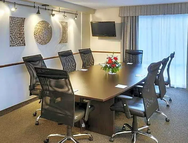 Quality Hotel Montreal Centre-Ville hotel detail image 3