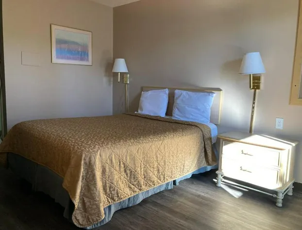 Tree Inn & Suites Albuquerque. hotel detail image 2