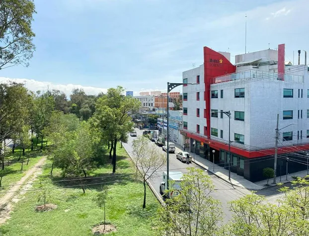 Hotel Estrella de Oriente hotel detail image 1