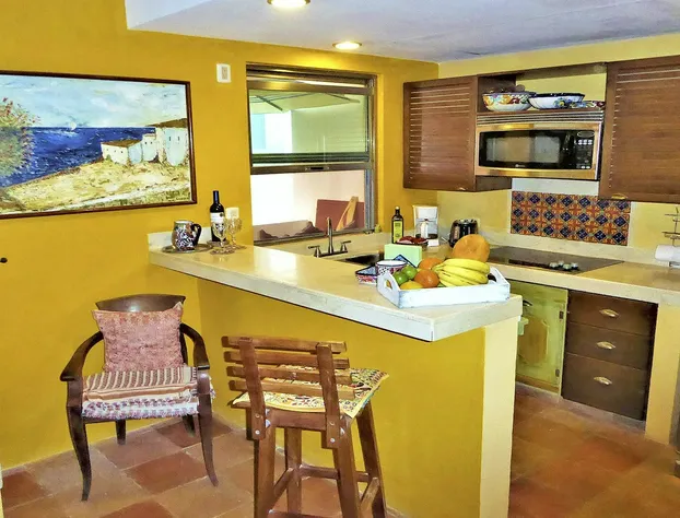 Royal Oasis Condo by PRP hotel detail image 4