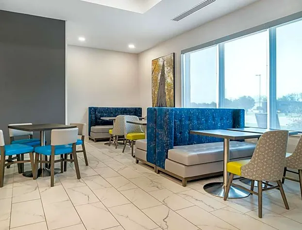 Comfort Inn & Suites Adrian hotel detail image 4