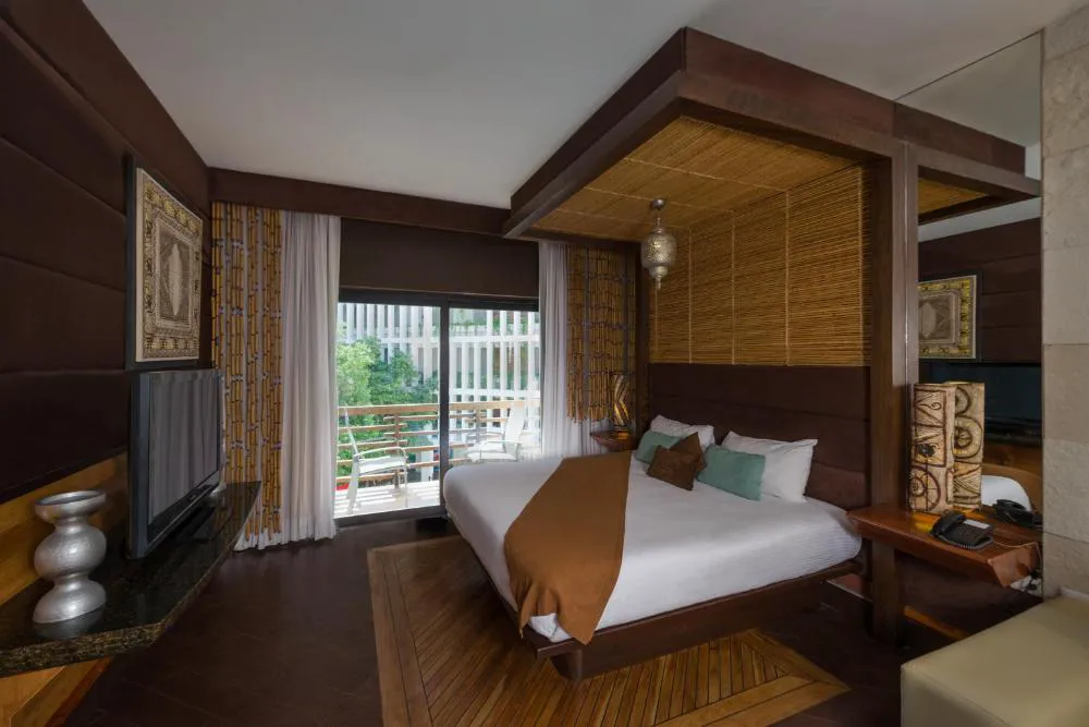 La Divina by Aldea Thai hotel hero