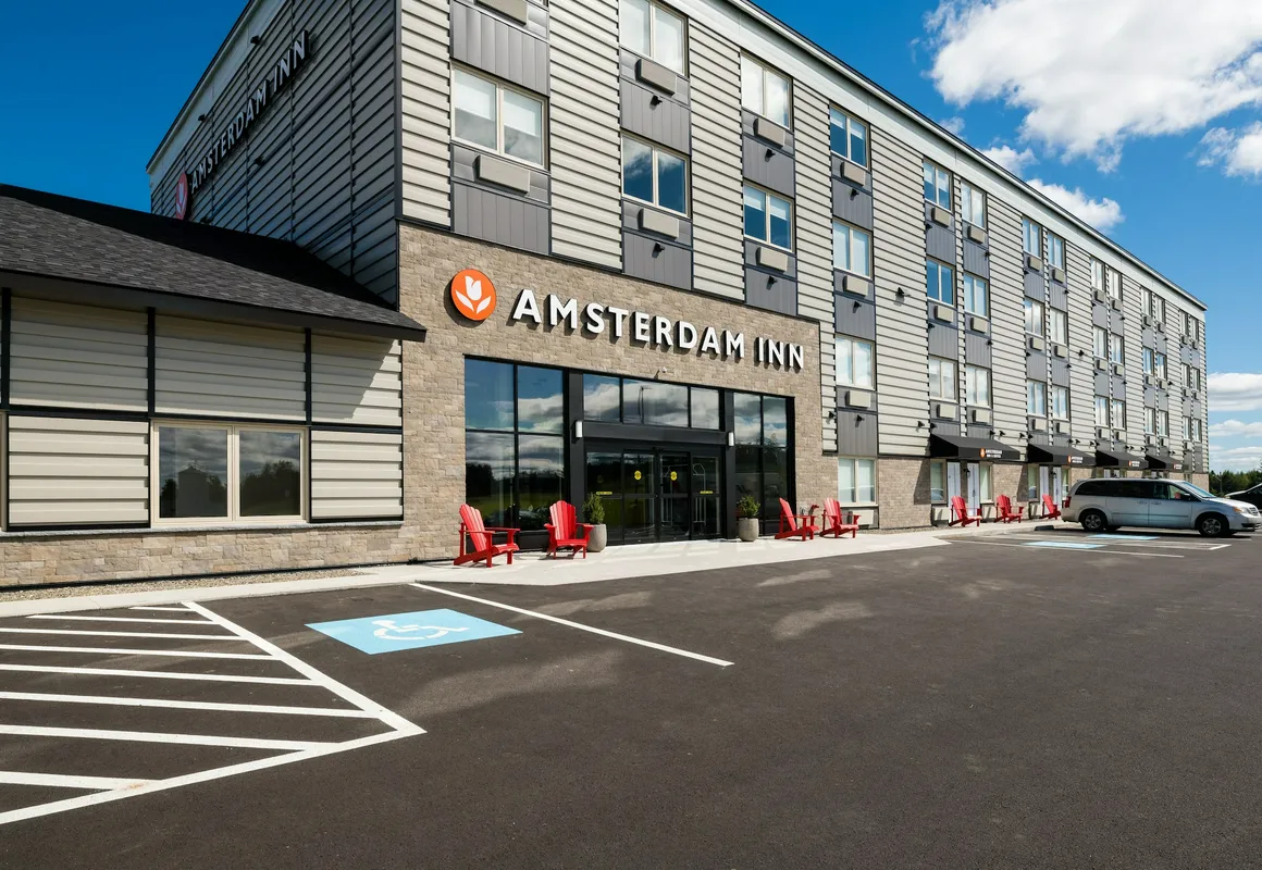 Amsterdam Inn & Suites, an Ascend Collection Hotel hotel hero