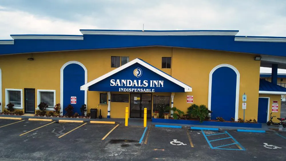 Sandals Inn hotel hero
