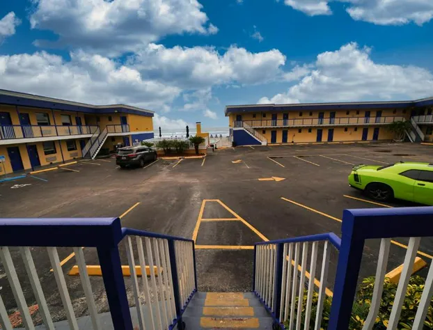 Sandals Inn hotel detail image 4