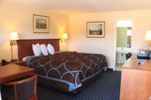 American Inn Motel hotel detail image 4