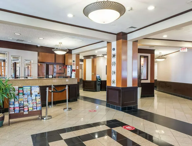 Clarion Hotel & Suites hotel detail image 2