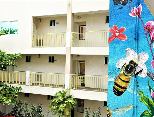 12 Bees Hotel hotel detail image 3